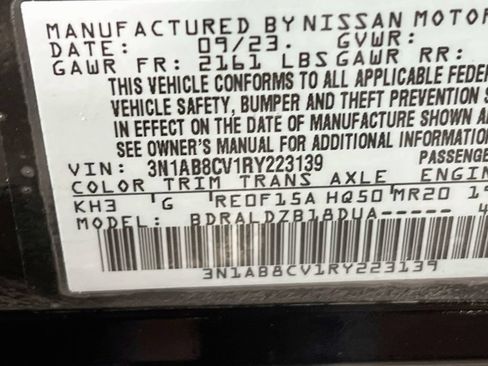 Used 2024 Nissan Sentra SV FWD image 28