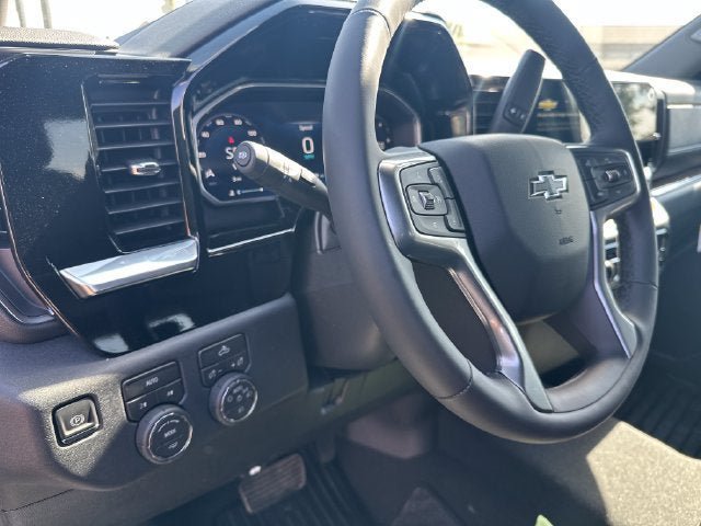 New 2026 Chevrolet Silverado 1500 RST AWD/4WD image 15