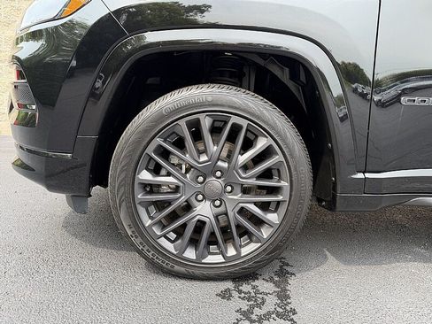 Used 2023 Jeep Compass High Altitude AWD/4WD image 9