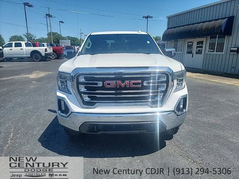 Used 2020 GMC Sierra 1500 SLT w/ Driver Alert Package II AWD/4WD image 8
