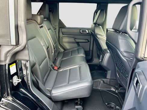 New 2025 Ford Bronco Big Bend w/ Black Diamond Package image 27