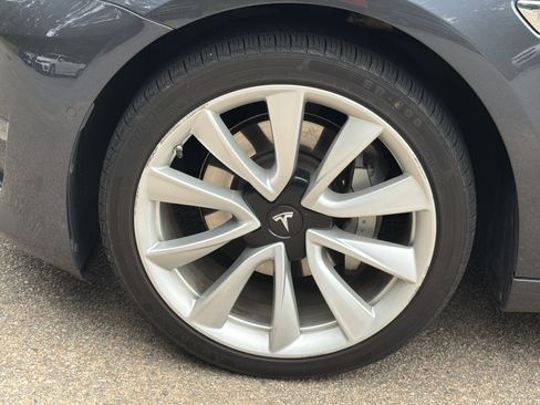 Used 2018 Tesla Model 3 Mid Range RWD image 24