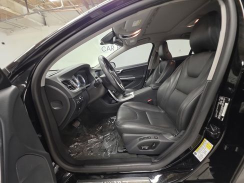Used 2013 Volvo S60 T5 FWD image 7