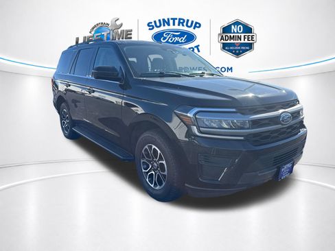 Used 2024 Ford Expedition XLT AWD/4WD image 25