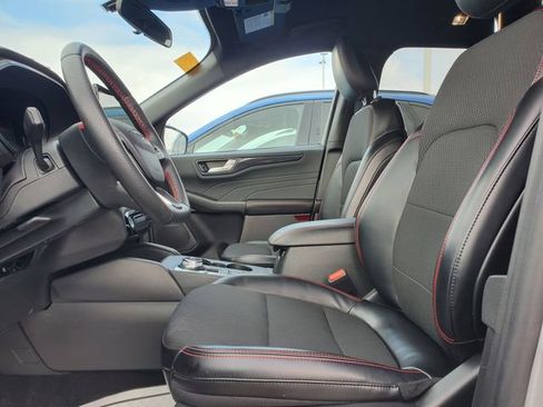 Used 2024 Ford Escape ST-Line w/ Tech Pack #1 image 5