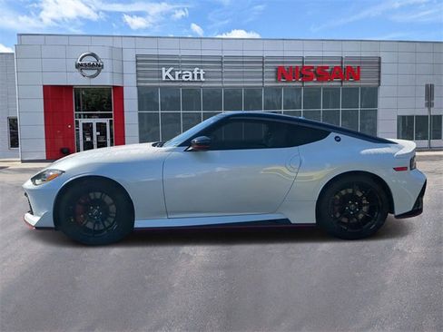 New 2024 Nissan Z NISMO w/ Floor Mat Package image 6
