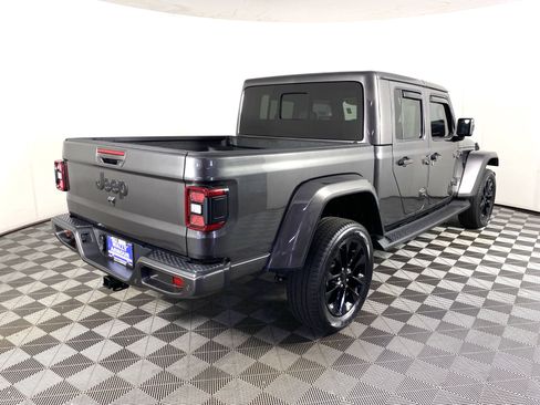 Used 2021 Jeep Gladiator Overland image 8
