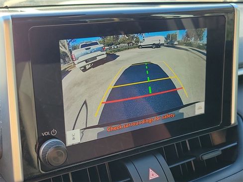 Used 2023 Toyota RAV4 XLE image 27