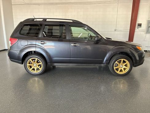 Used 2010 Subaru Forester 2.5X Premium AWD/4WD image 3