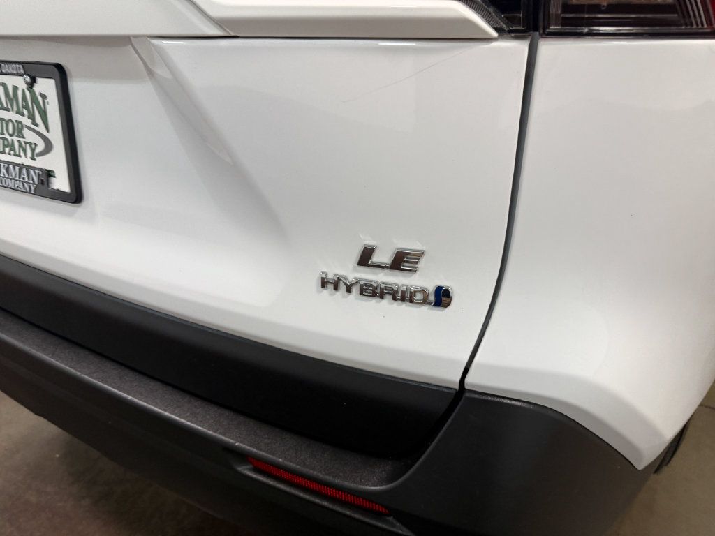 Used 2023 Toyota RAV4 LE AWD/4WD image 52