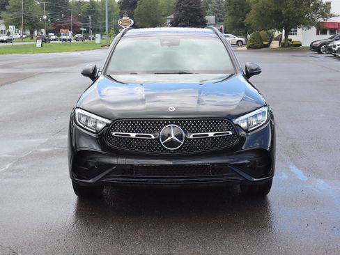 Used 2025 Mercedes-Benz GLC 350e 4MATIC w/ AMG Line image 2