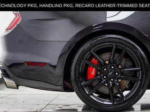 Used 2022 Ford Mustang Shelby GT500 w/ Technology Package RWD image 9