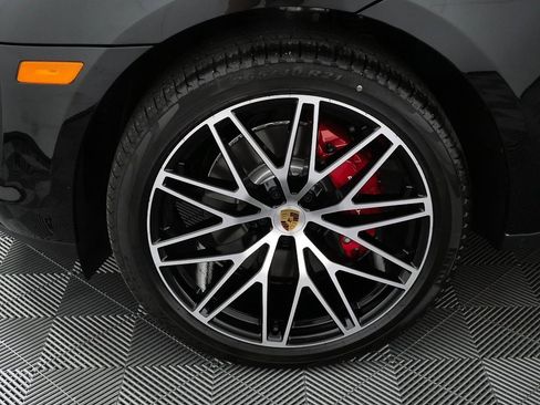 New 2026 Porsche Macan S image 40