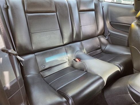 Used 2006 Ford Mustang Coupe image 13