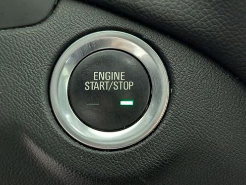 Certified 2023 Chevrolet Equinox LT w/ Driver Convenience Package image 24