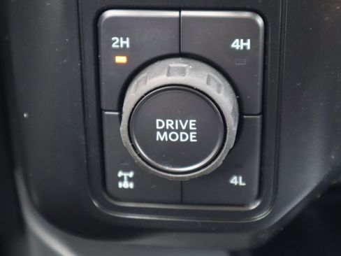 New 2025 Ford F350 Lariat w/ Lariat Ultimate Package image 9