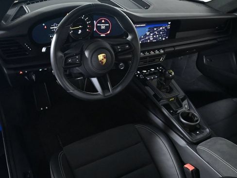 Certified 2022 Porsche 911 GT3 RWD image 4