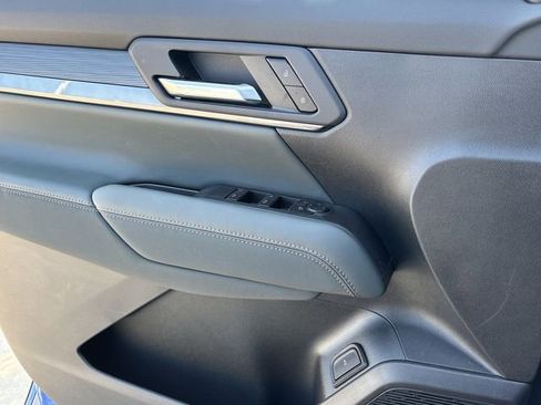 New 2026 GMC Terrain AT4 AWD/4WD image 21
