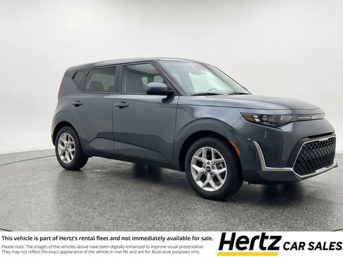 Used 2025 Kia Soul LX w/ LX Technology Package image 1