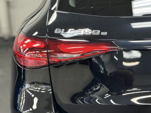 Certified 2025 Mercedes-Benz GLC 350e 4MATIC image 13