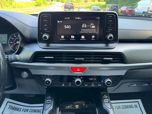 Used 2020 Kia Telluride S w/ S 8 Passenger Seating Package image 16