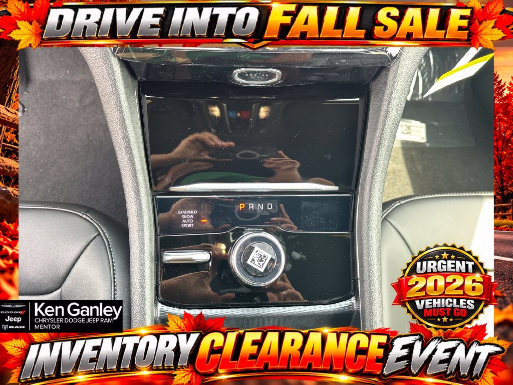 New 2026 Jeep Grand Cherokee Limited w/ Limited Altitude Package AWD/4WD image 16