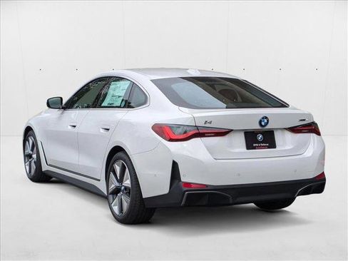 Used 2025 BMW i4 xDrive40i w/ Premium Package image 8