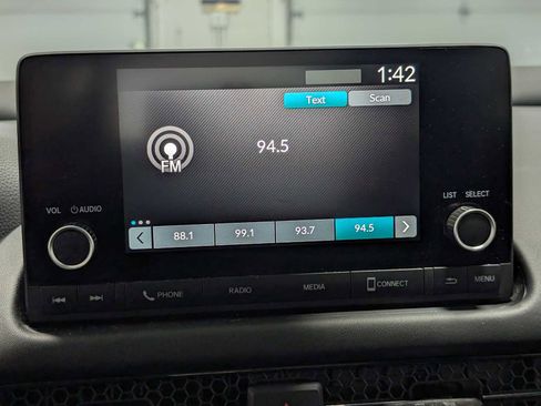 Certified 2023 Honda HR-V LX image 23