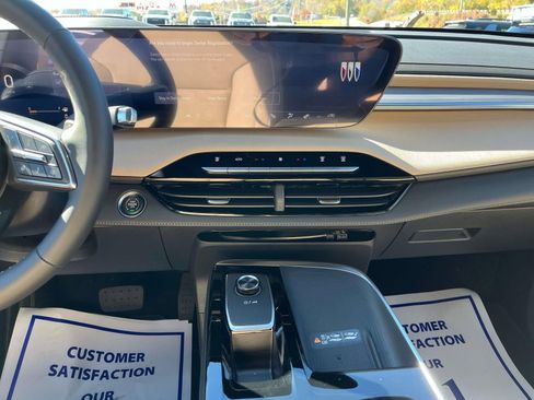 New 2026 Buick Enclave Preferred w/ Power Package AWD/4WD image 14