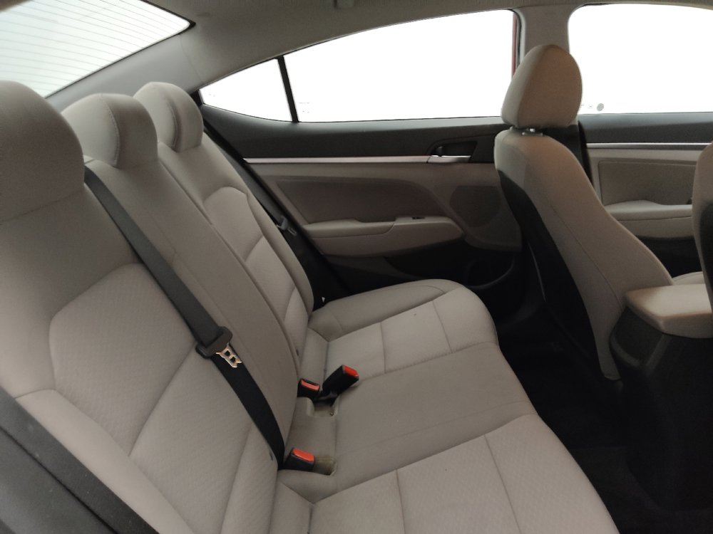 Used 2020 Hyundai Elantra SEL FWD image 19