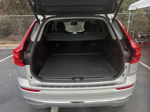 Certified 2023 Volvo XC60 B5 Plus w/ Protection Package Premier image 34