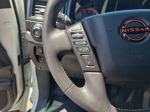 Used 2024 Nissan Titan PRO-4X w/ Pro-4x Convenience Package AWD/4WD image 25