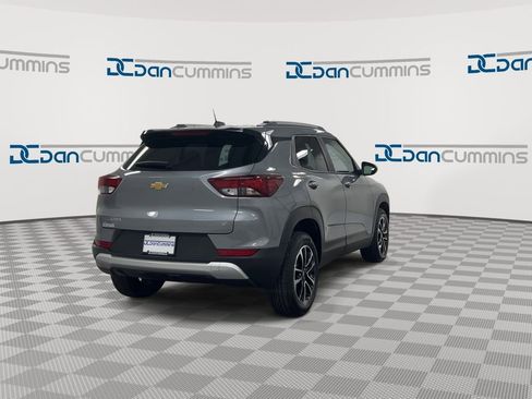 Used 2025 Chevrolet TrailBlazer LT AWD/4WD image 8
