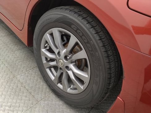 Used 2015 Nissan Altima 2.5 S w/ Special Edition Package FWD image 31