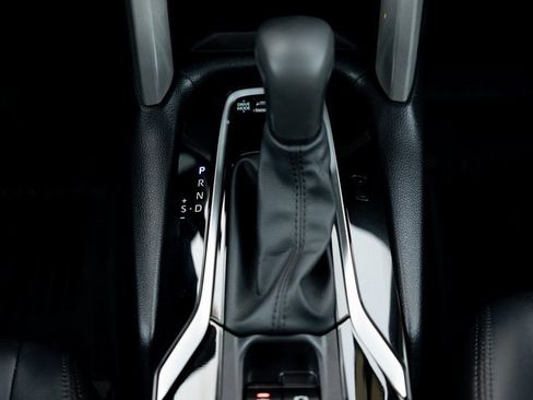 Used 2024 Toyota Corolla Cross XSE w/ Convenience Package image 24