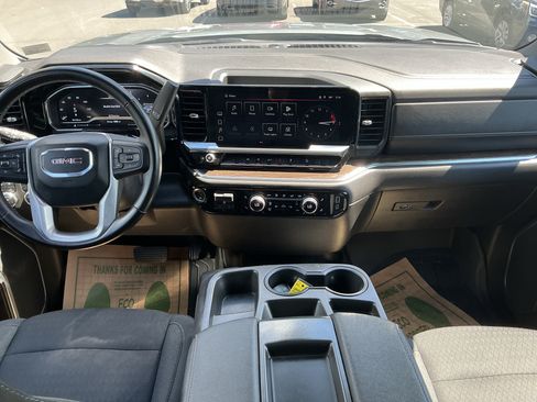 Used 2023 GMC Sierra 1500 Elevation w/ X31 Off-Road Package AWD/4WD image 7