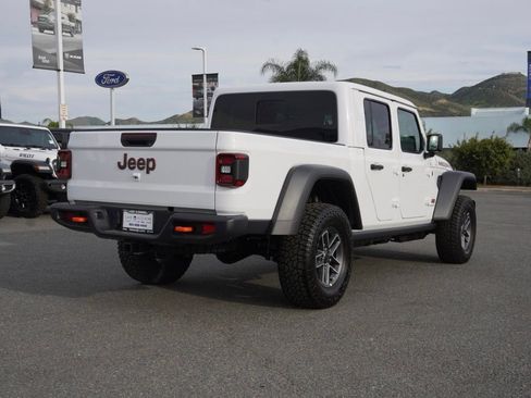 New 2026 Jeep Gladiator Mojave image 4