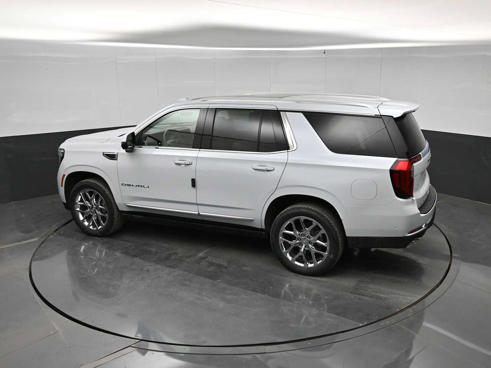 New 2027 GMC Yukon Denali w/ Denali Reserve Package AWD/4WD image 30