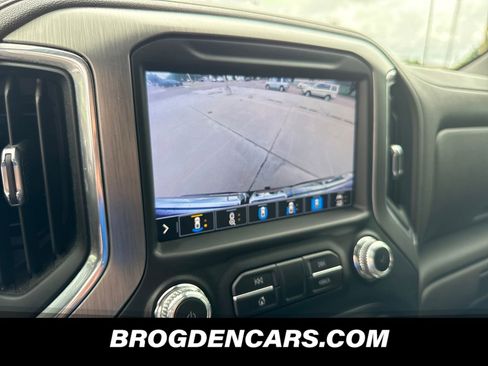 Used 2021 GMC Sierra 1500 Denali w/ Denali Ultimate Package AWD/4WD image 6
