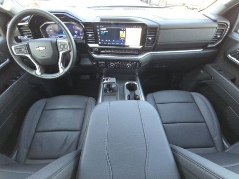 Used 2025 Chevrolet Silverado 1500 LTZ w/ LTZ Premium Package image 24