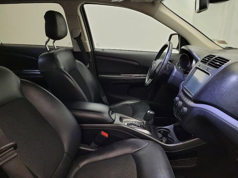 Used 2020 Dodge Journey Crossroad FWD image 21