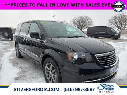 Used 2015 Chrysler Town & Country S