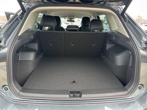 New 2026 Volkswagen Tiguan SE image 21