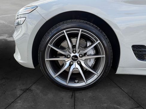 Used 2026 Genesis G70 2.5T image 14