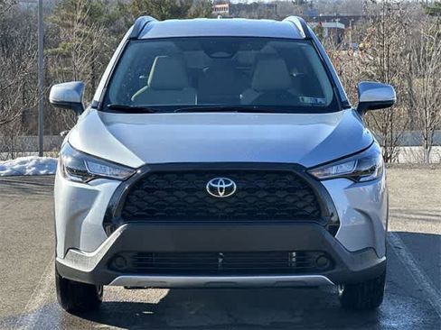 Used 2024 Toyota Corolla Cross LE image 20