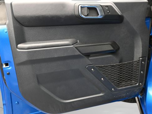 Used 2025 Ford Bronco Badlands AWD/4WD image 14
