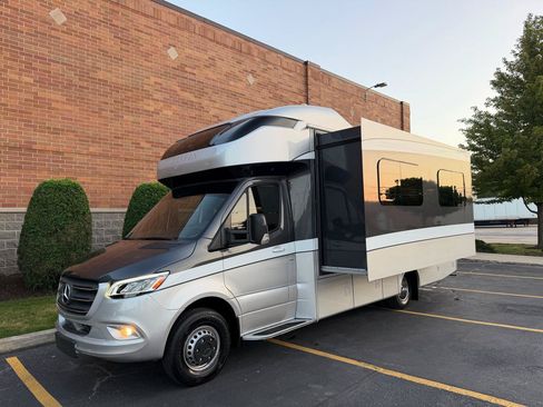 Used 2019 Mercedes-Benz Sprinter 170 image 20