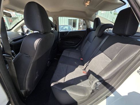 Used 2013 Ford Fiesta SE w/ Super Fuel Economy Pkg FWD image 21