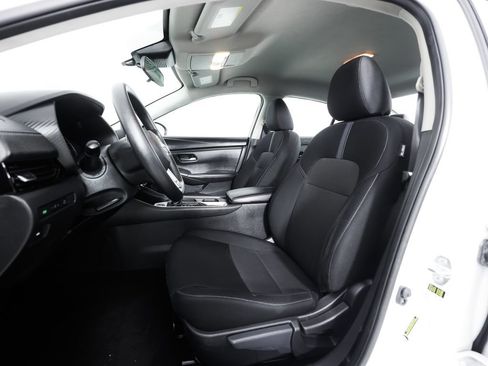Used 2024 Nissan Sentra SV FWD image 20