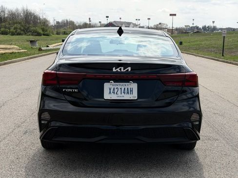 Used 2024 Kia Forte LXS FWD image 35